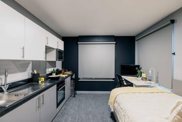 1 bed studio, Ash Grove, Near University, Guildford, GU28US - Image 1